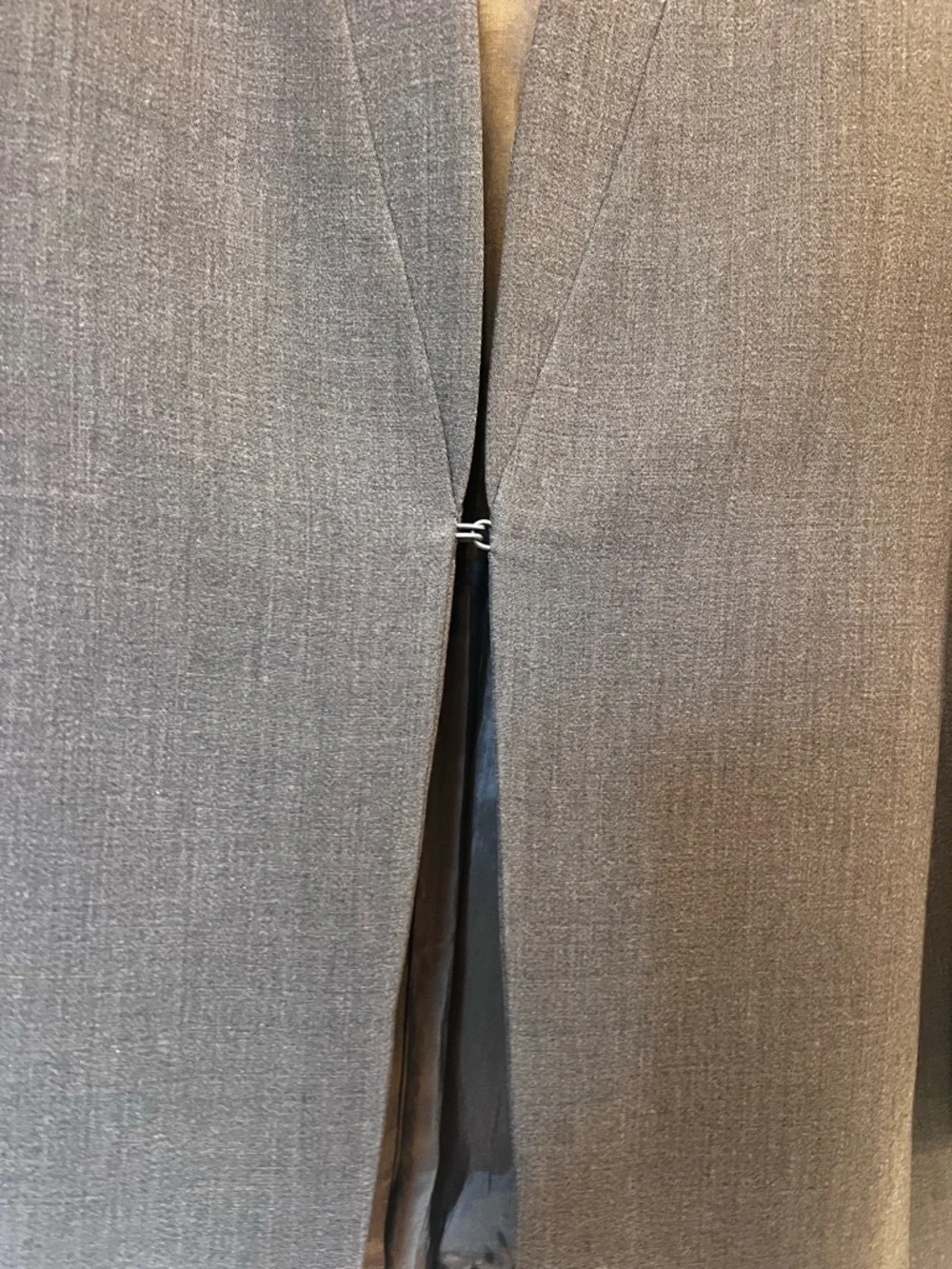 Vintage Giorgio Armani Charcoal Gray Wool Blazer - Vestimenta Spa Size 42 - Picture 4 of 9